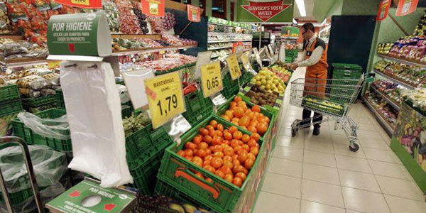 La Spagna valuta di aumentare l’Iva sulla frutta
