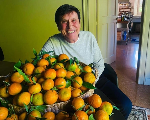 Gianni Morandi e le clementine di Calabria