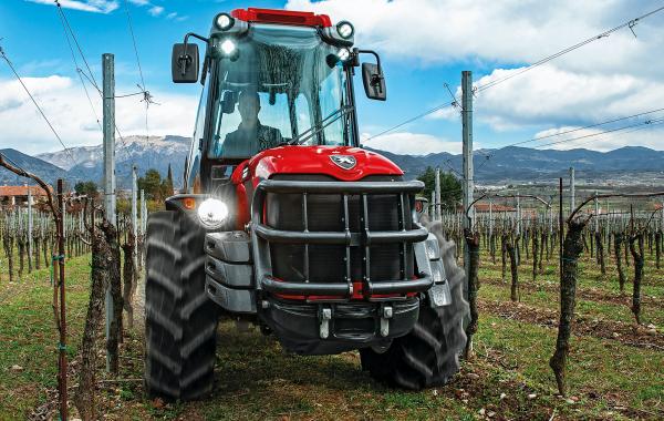 Antonio Carraro investe nell'e-mobility