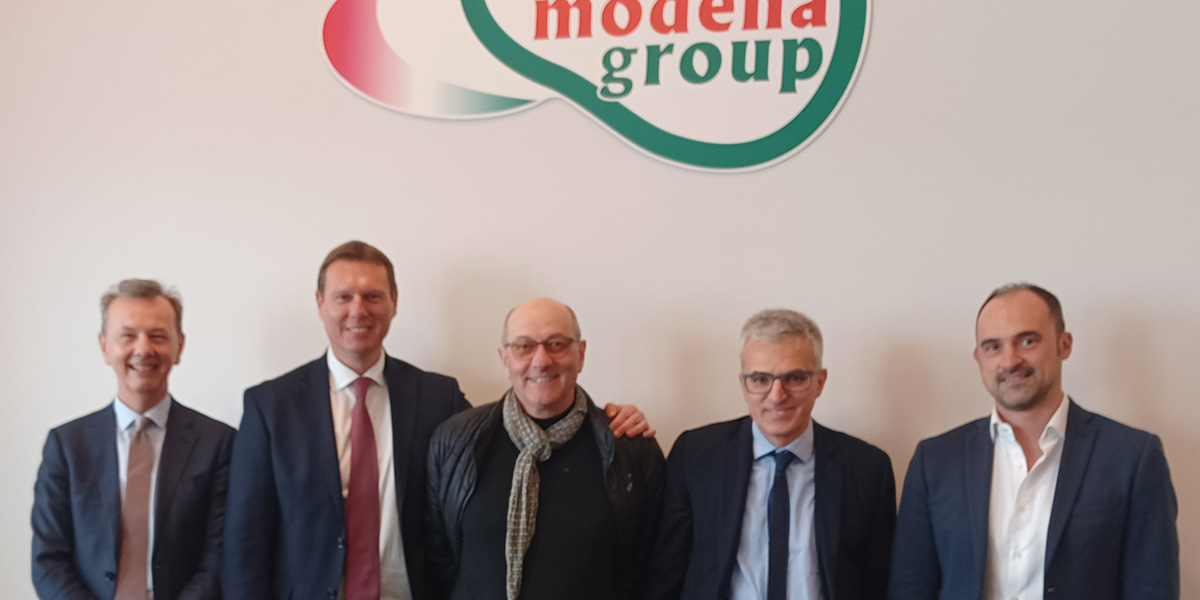 Modena Group Accordo tra UniCredit e Fruit Modena Group - Italiafruit News
