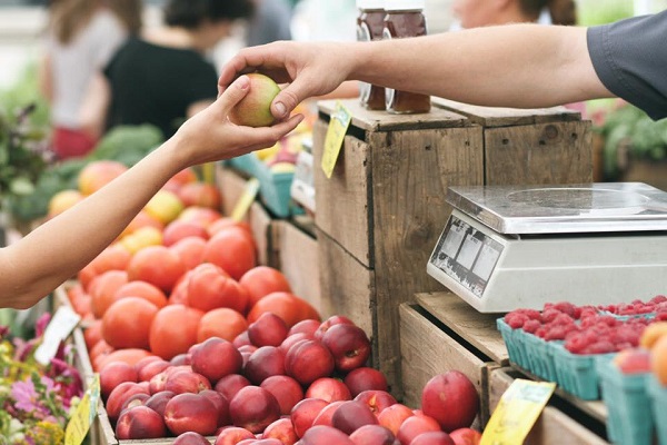 Il mercato rionale diventa digitale con Vadoalmercato.it