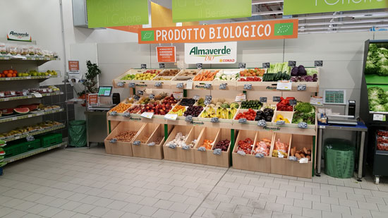 Esposizione all'entrata del reparto F&V