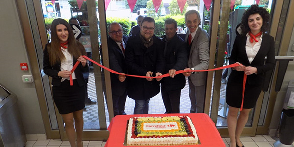 Bologna, Carrefour si rinnova per i 50 anni