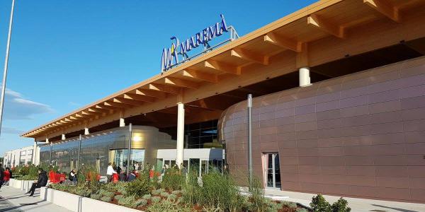 Inaugurato il centro commerciale più grande della Maremma