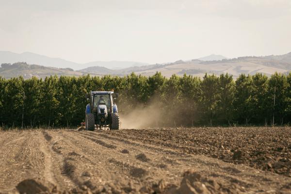 Europa, non solo tagli all'impiego di fitosanitari