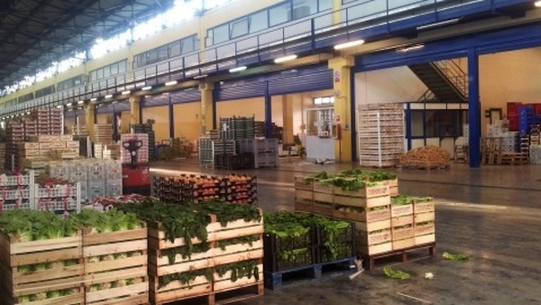 Mercato di Pescara, più vendite ma prezzi medio bassi